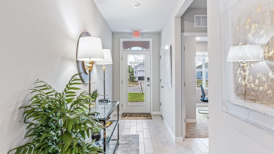 9486 TURTLE GRASS CIRCLE, PUNTA GORDA, FL, 33950 1 9486 TURTLE GRASS CIRCLE