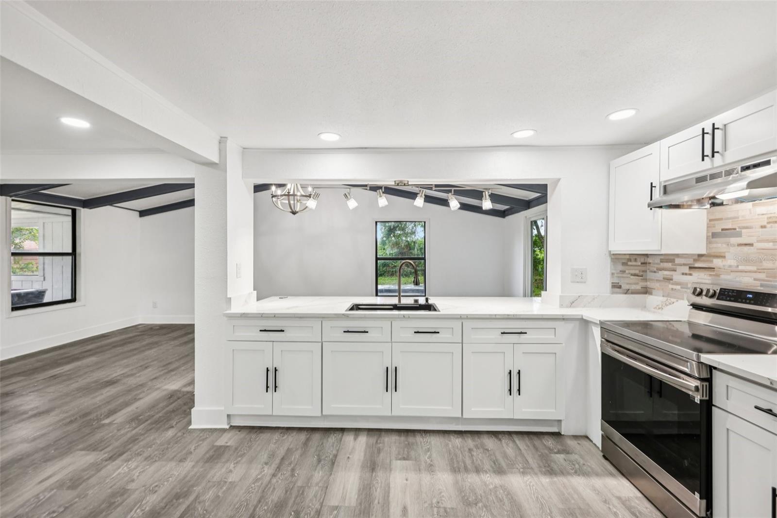 SILVER BEACH HEIGHTS - Residential