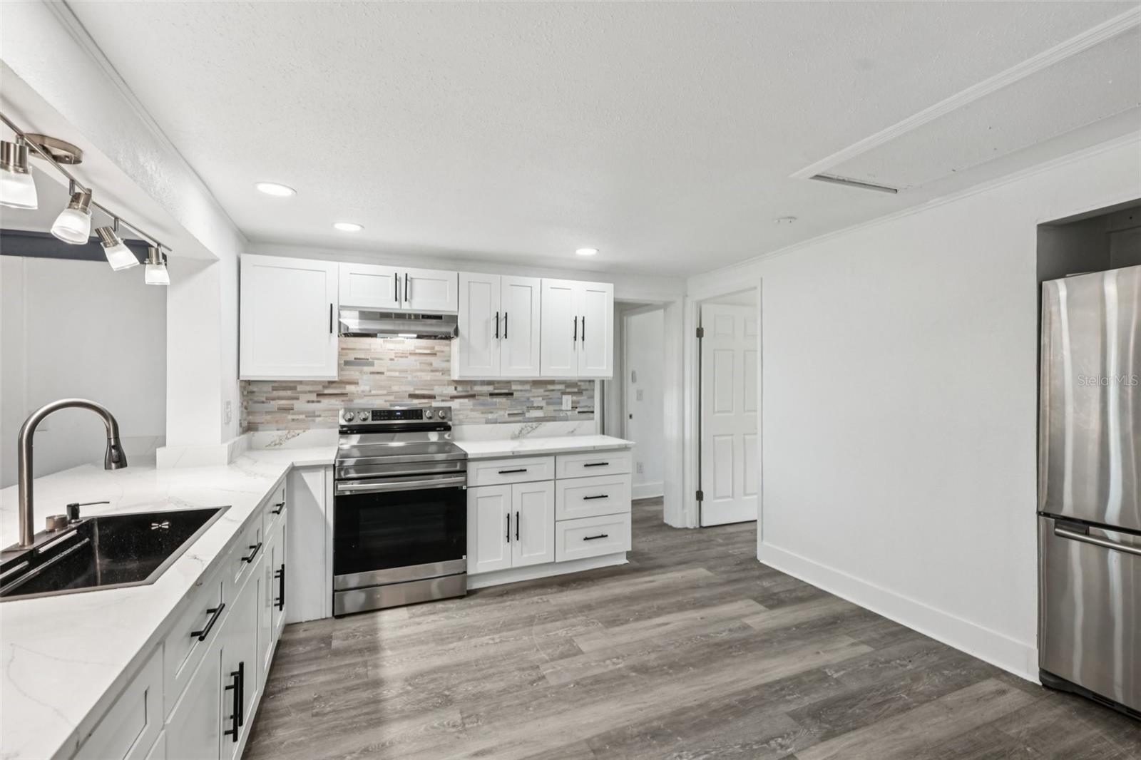 SILVER BEACH HEIGHTS - Residential