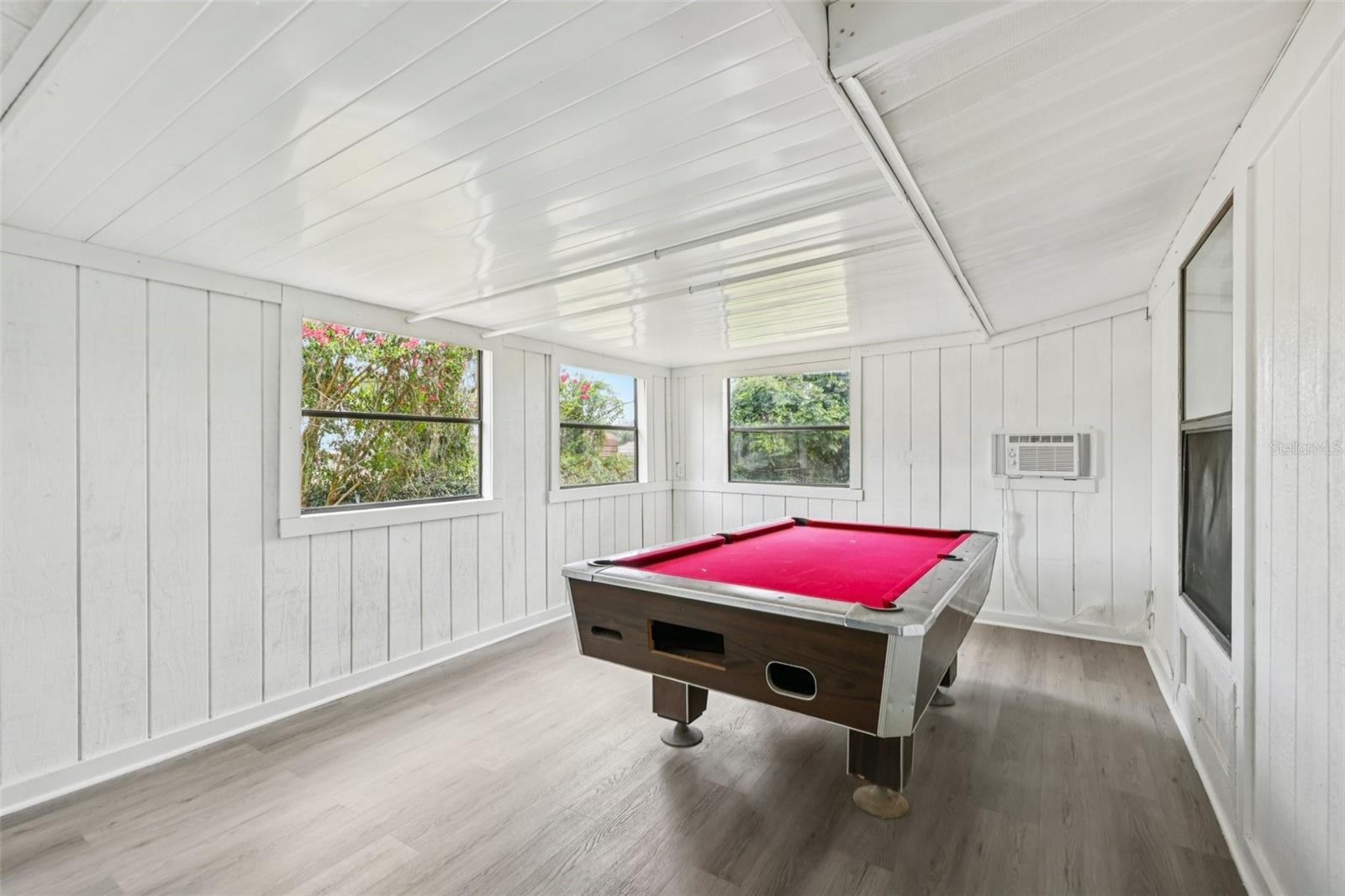SILVER BEACH HEIGHTS - Residential