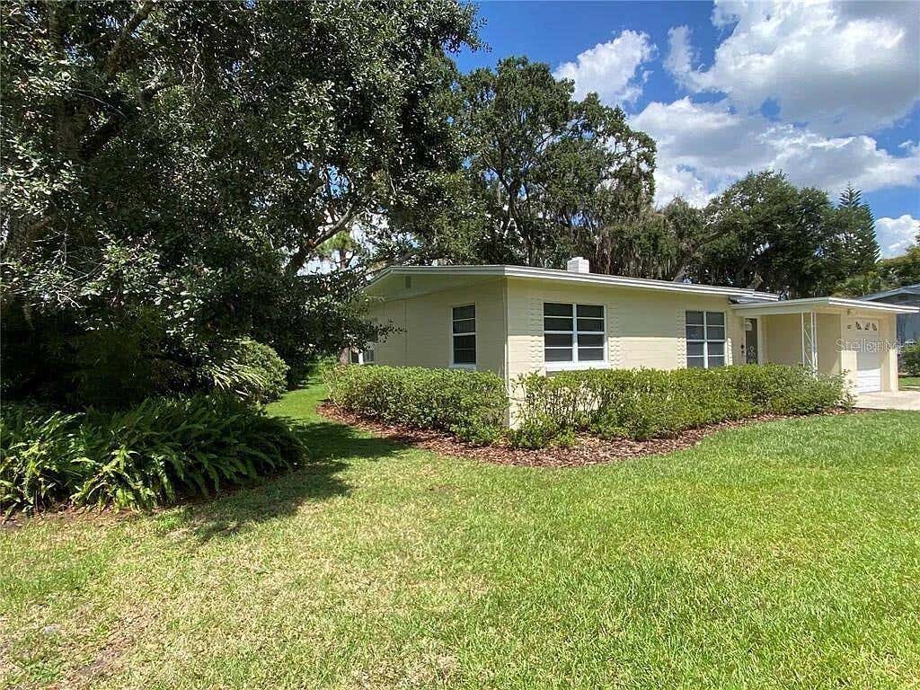 Photo of 1025 Lake Jessamine Drive, Orlando, FL 32839 (MLS # O6426967)