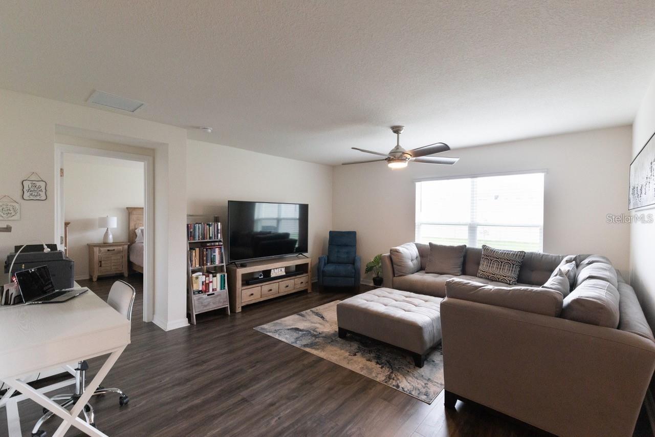 GREYSTONE HILLS PHASE ONE - Residential