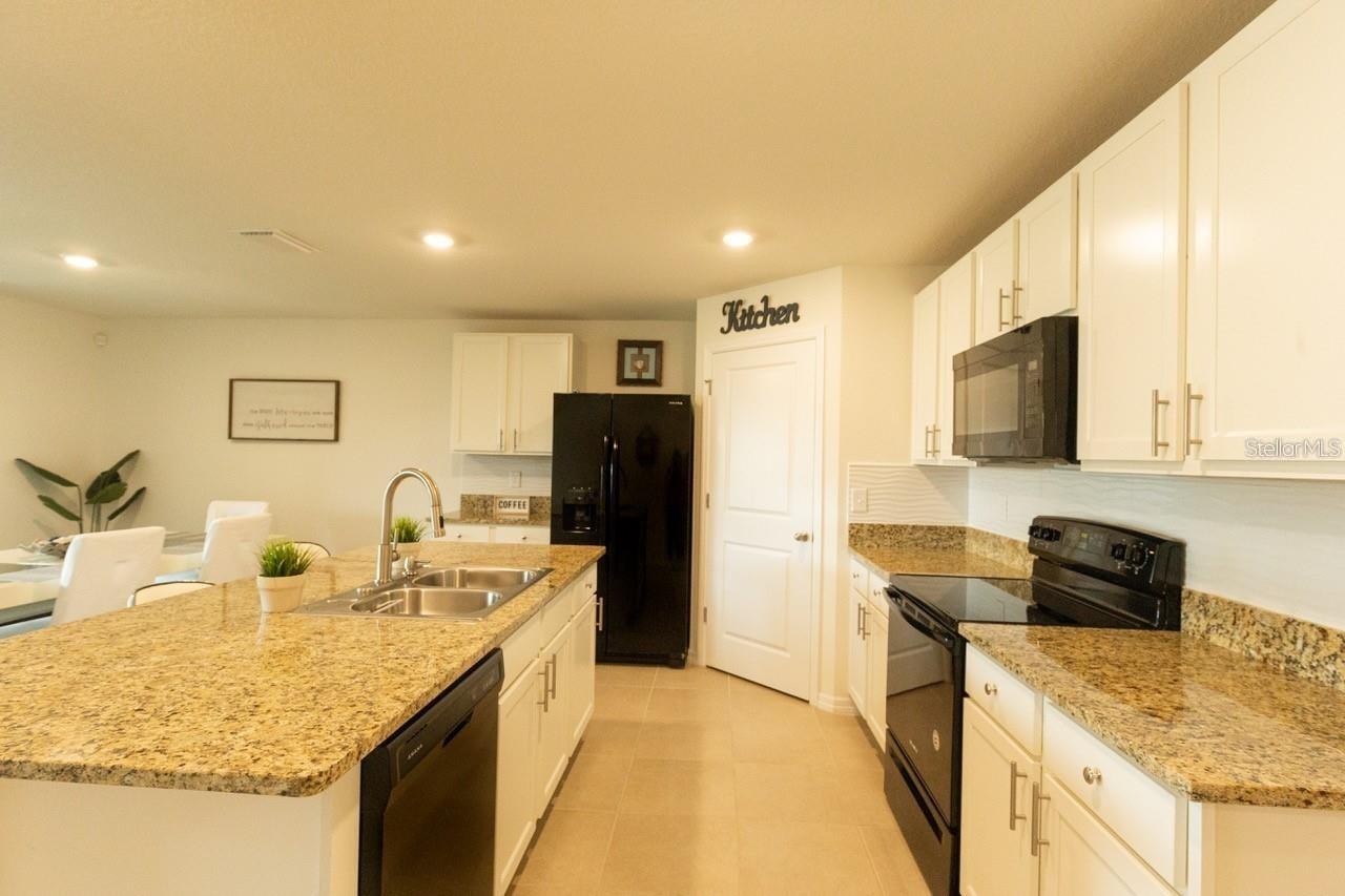 GREYSTONE HILLS PHASE ONE - Residential