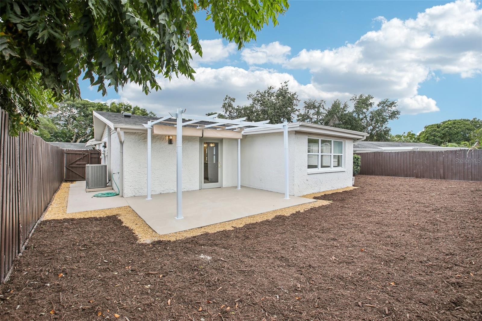 HOLIDAY GARDENS ESTATES - Residential