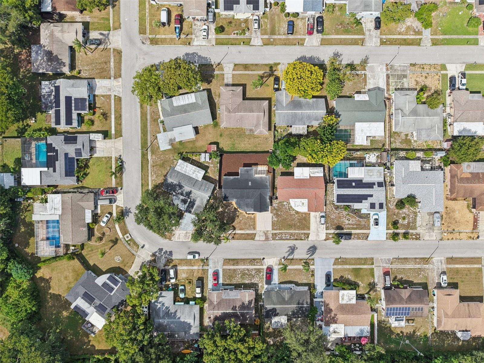 HOLIDAY GARDENS ESTATES - Residential