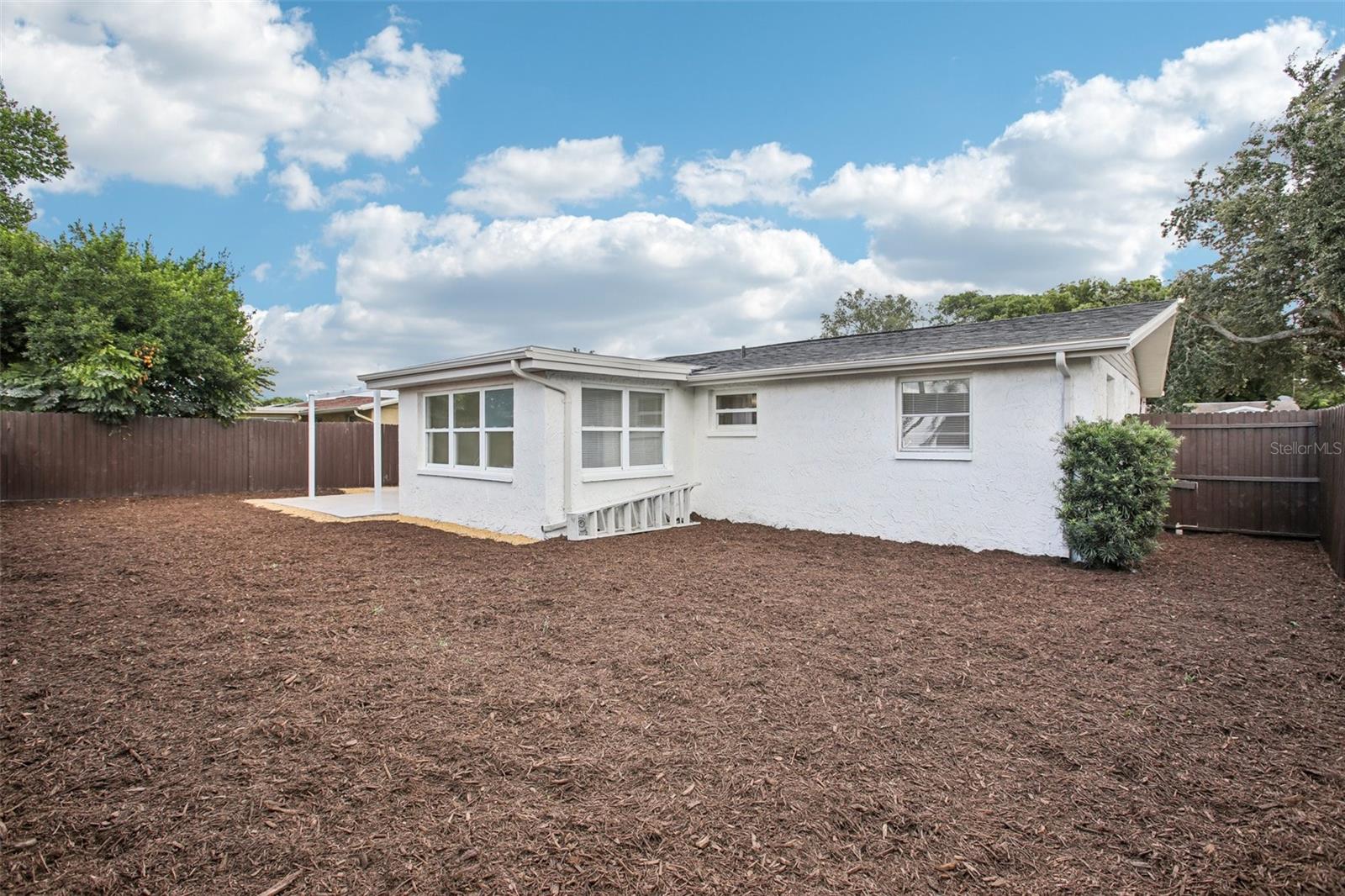 HOLIDAY GARDENS ESTATES - Residential
