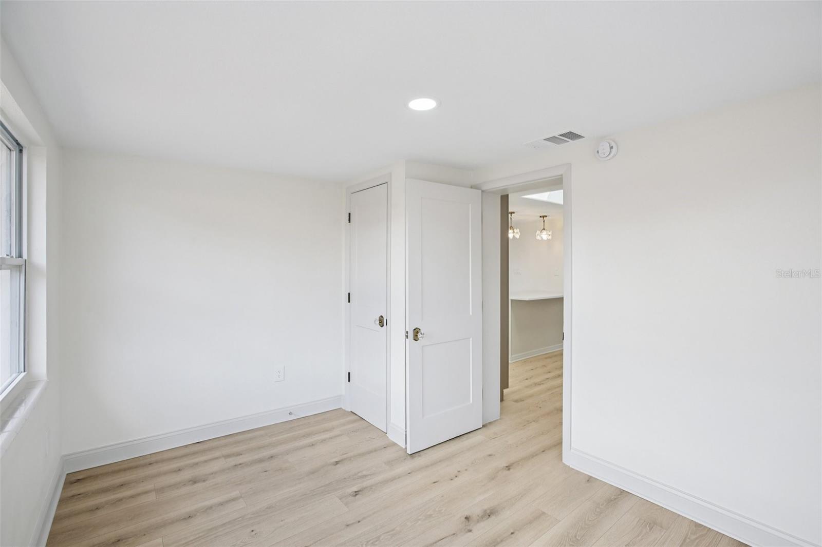 HOLIDAY GARDENS ESTATES - Residential