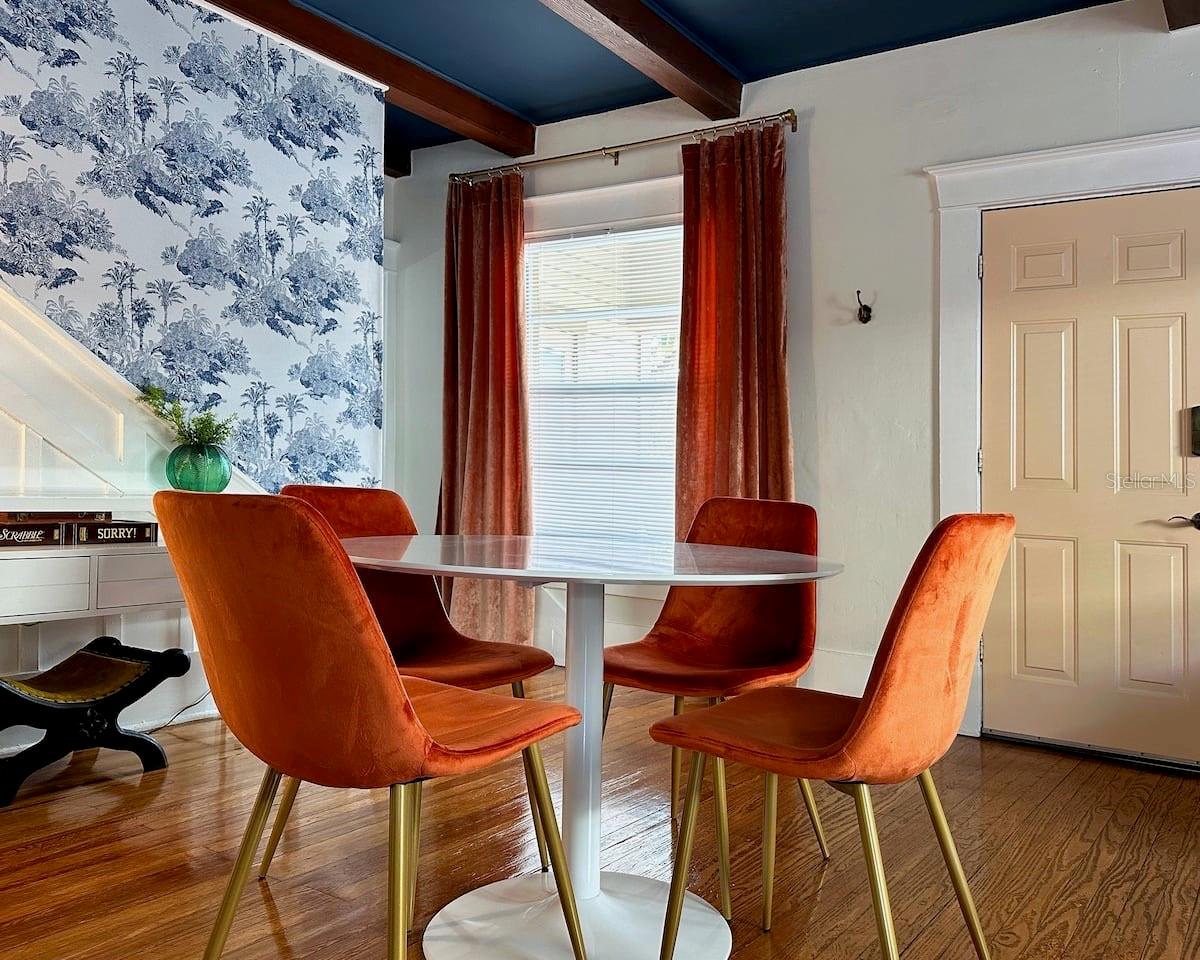 THORNTONS WALTER - Residential Lease