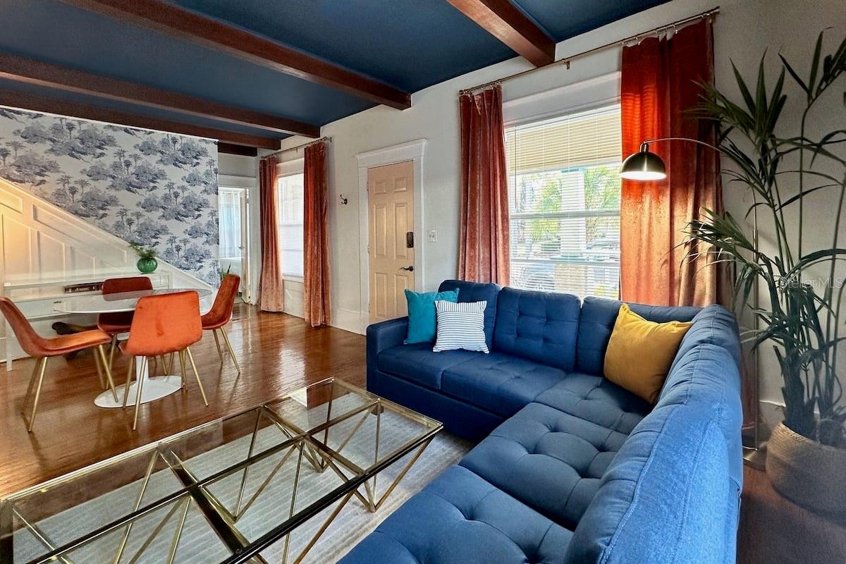 THORNTONS WALTER - Residential Lease