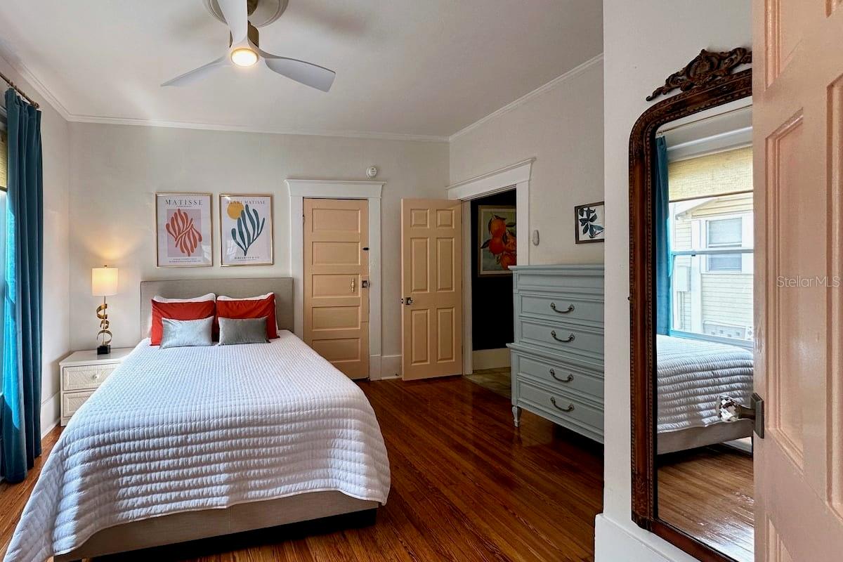 THORNTONS WALTER - Residential Lease