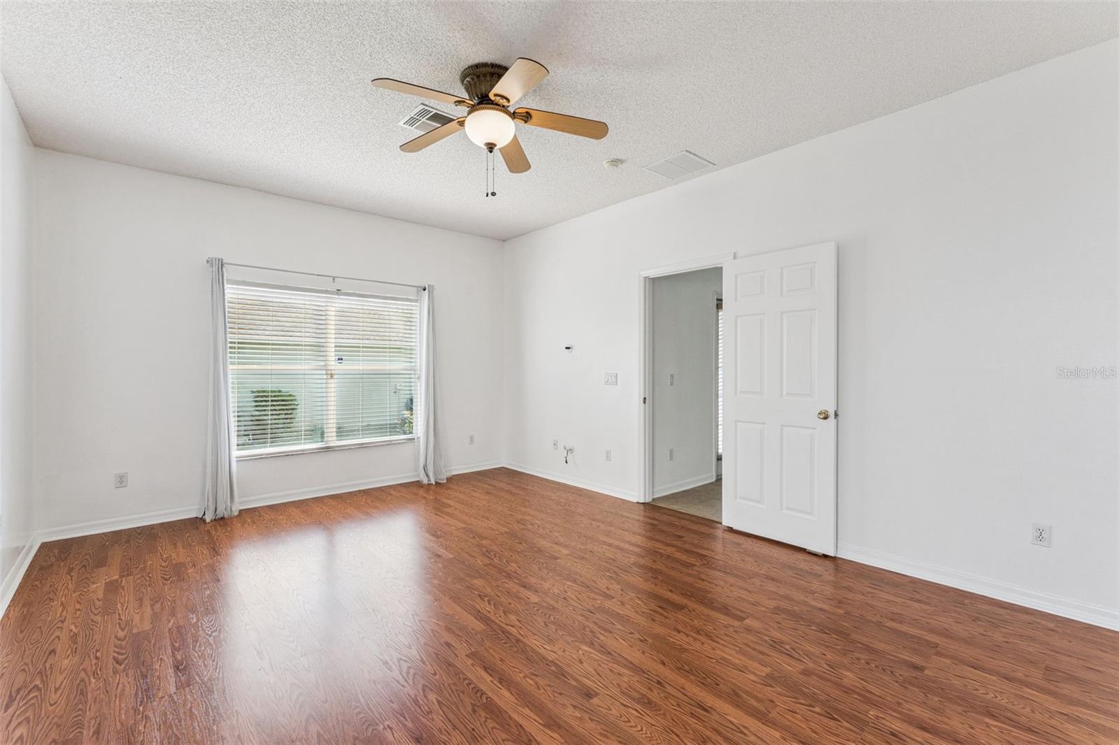 RYBOLT RESERVE-PH 02 - Residential