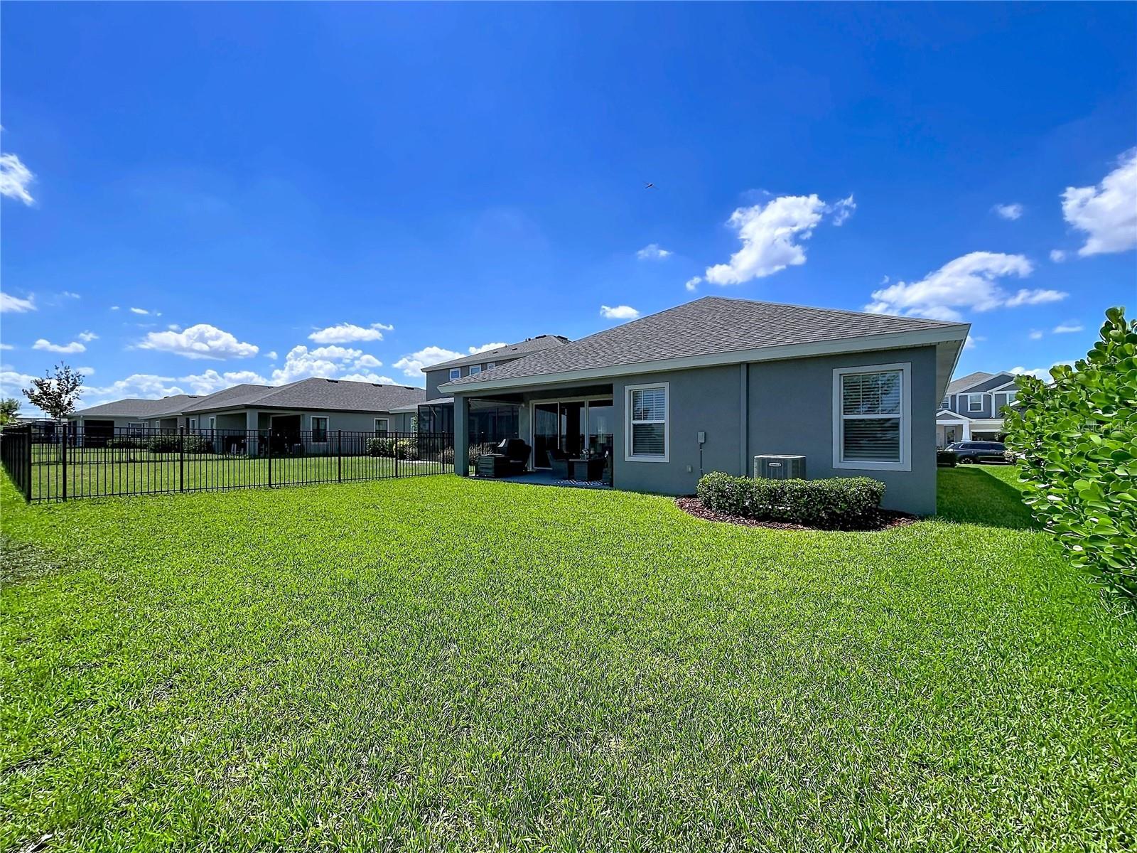 6290 ROADSTEAD COURT