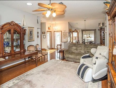 Tiny photo for 307 Del Mar Drive, Lady Lake, FL 32159 (MLS # G5108972)