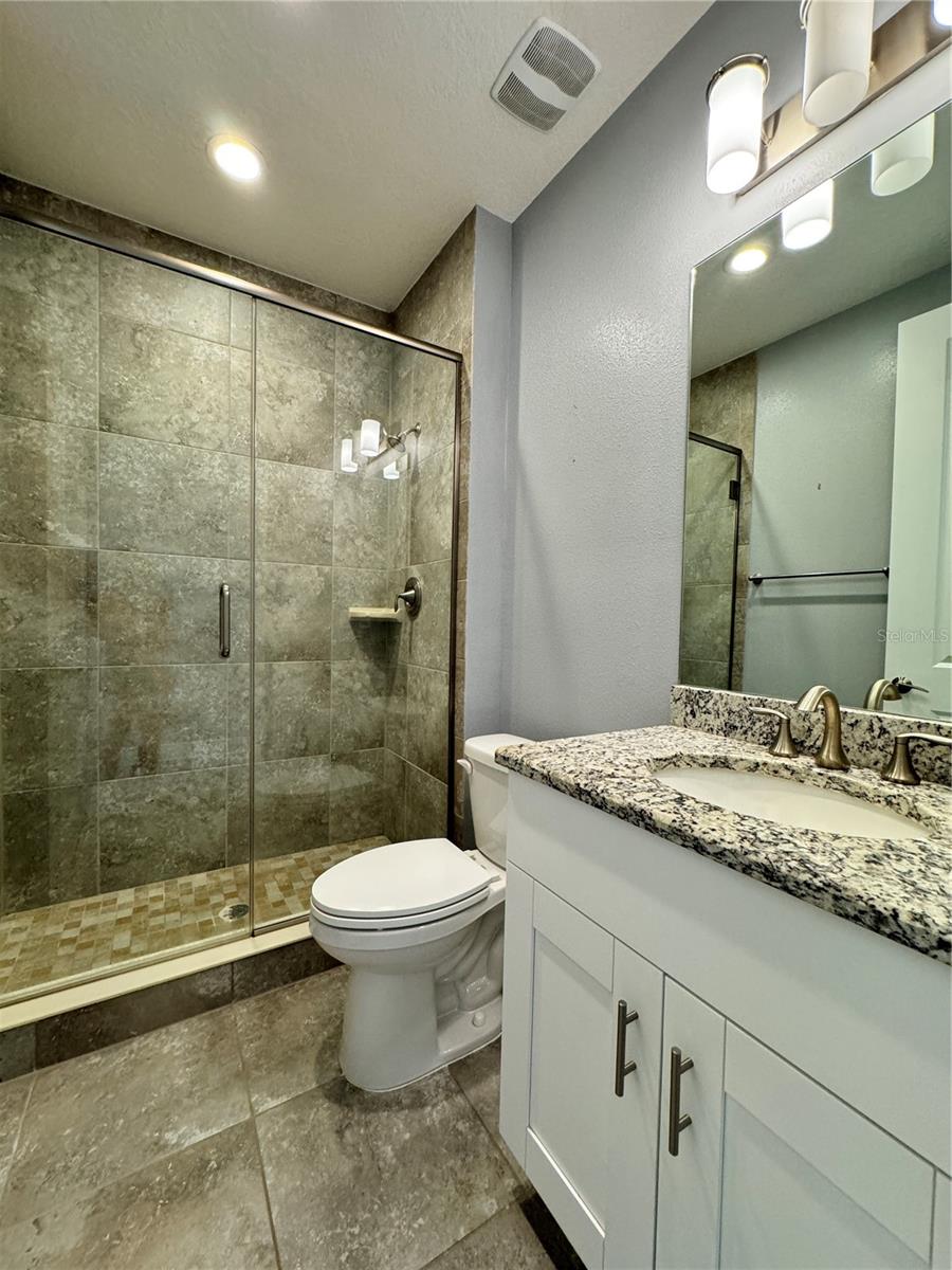 PALMA SOLA BAY CLUB - Residential