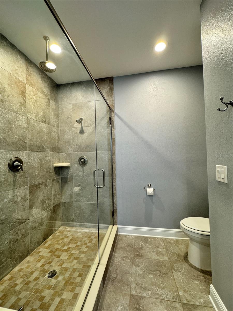 PALMA SOLA BAY CLUB - Residential