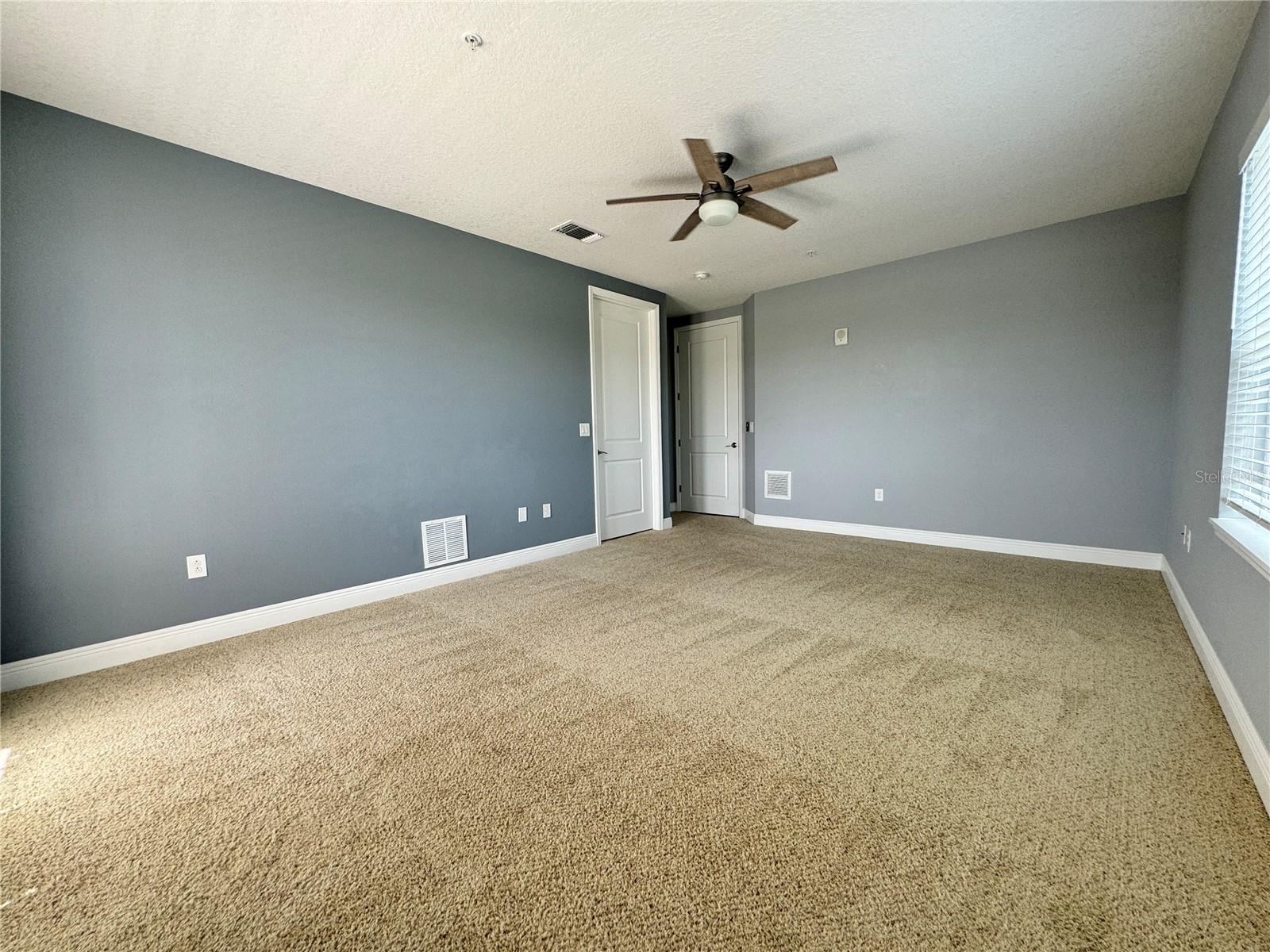 PALMA SOLA BAY CLUB - Residential