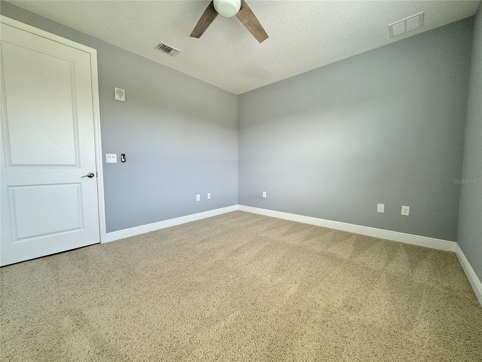 PALMA SOLA BAY CLUB - Residential