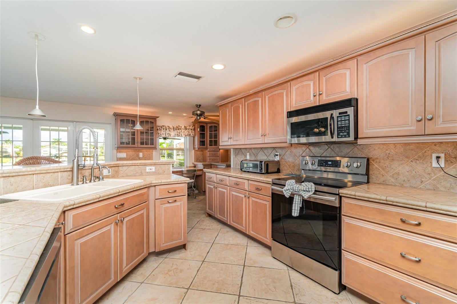 Search Properties for Sale 4 2019 SE 28TH TERRACE