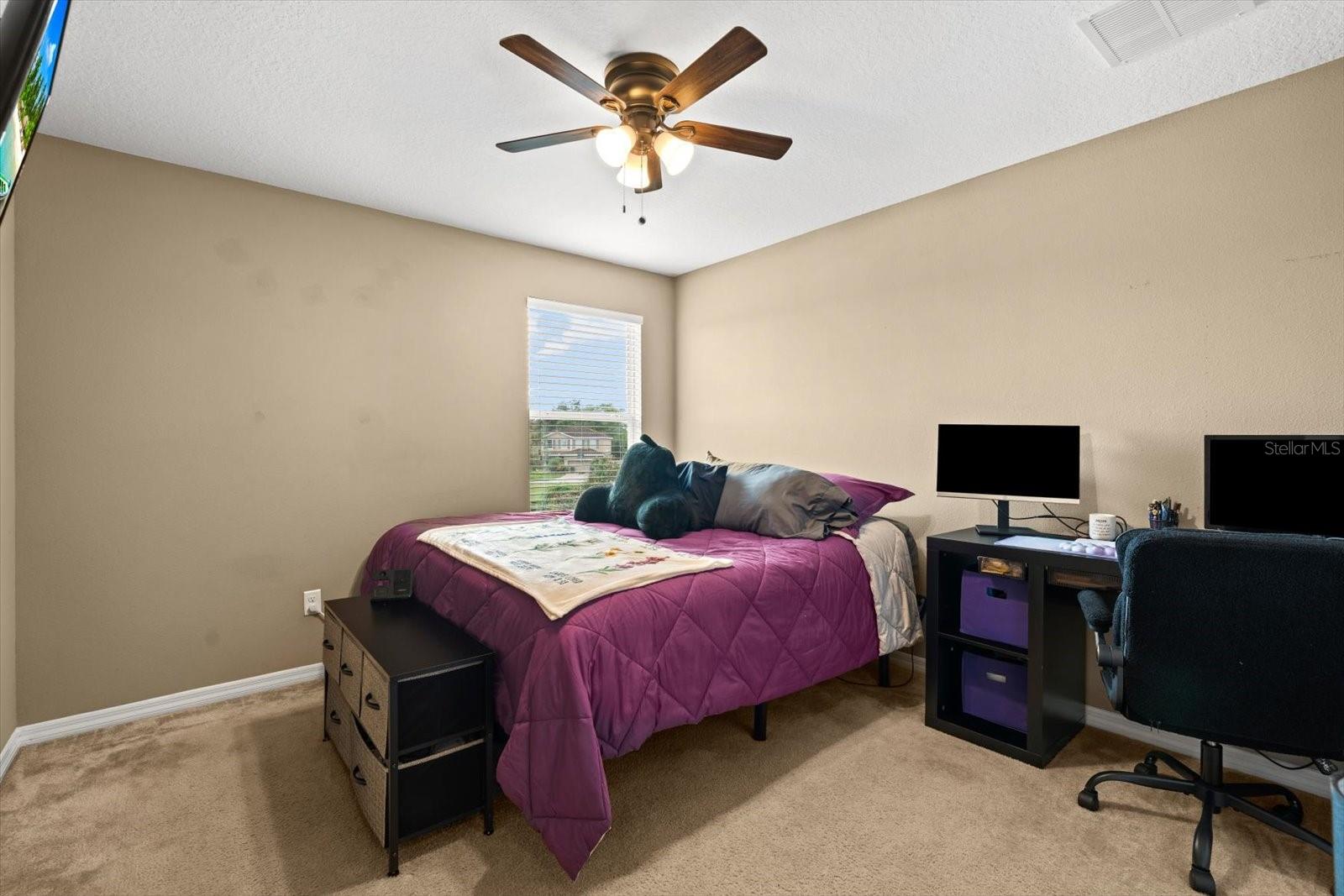 OAKS VISTAS - Residential