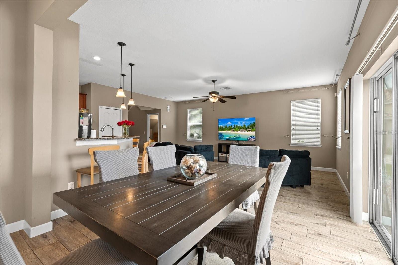 OAKS VISTAS - Residential
