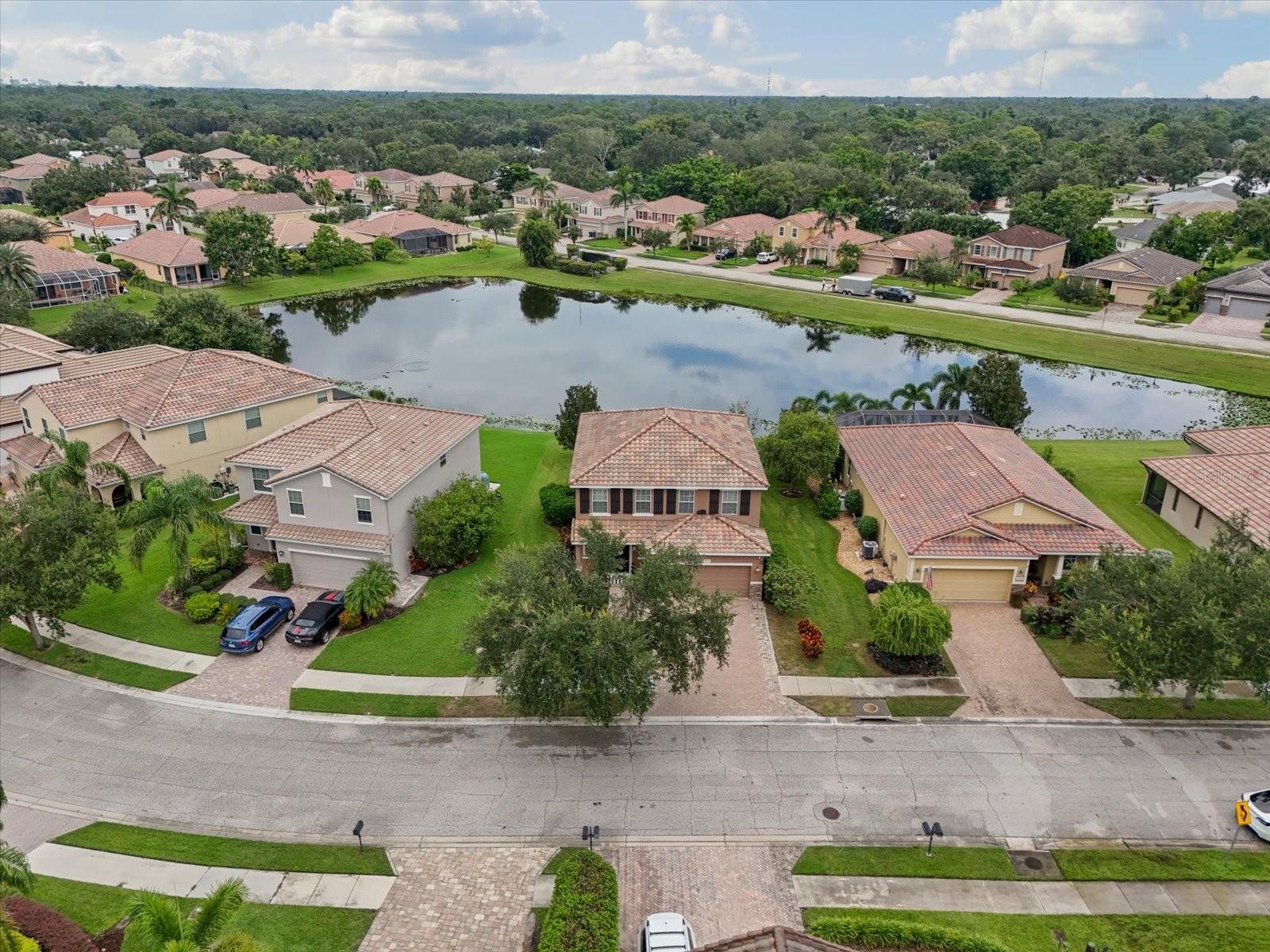 OAKS VISTAS - Residential