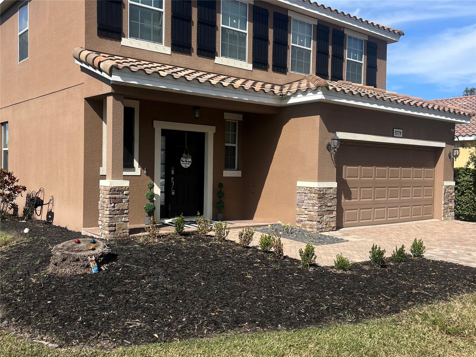 OAKS VISTAS - Residential