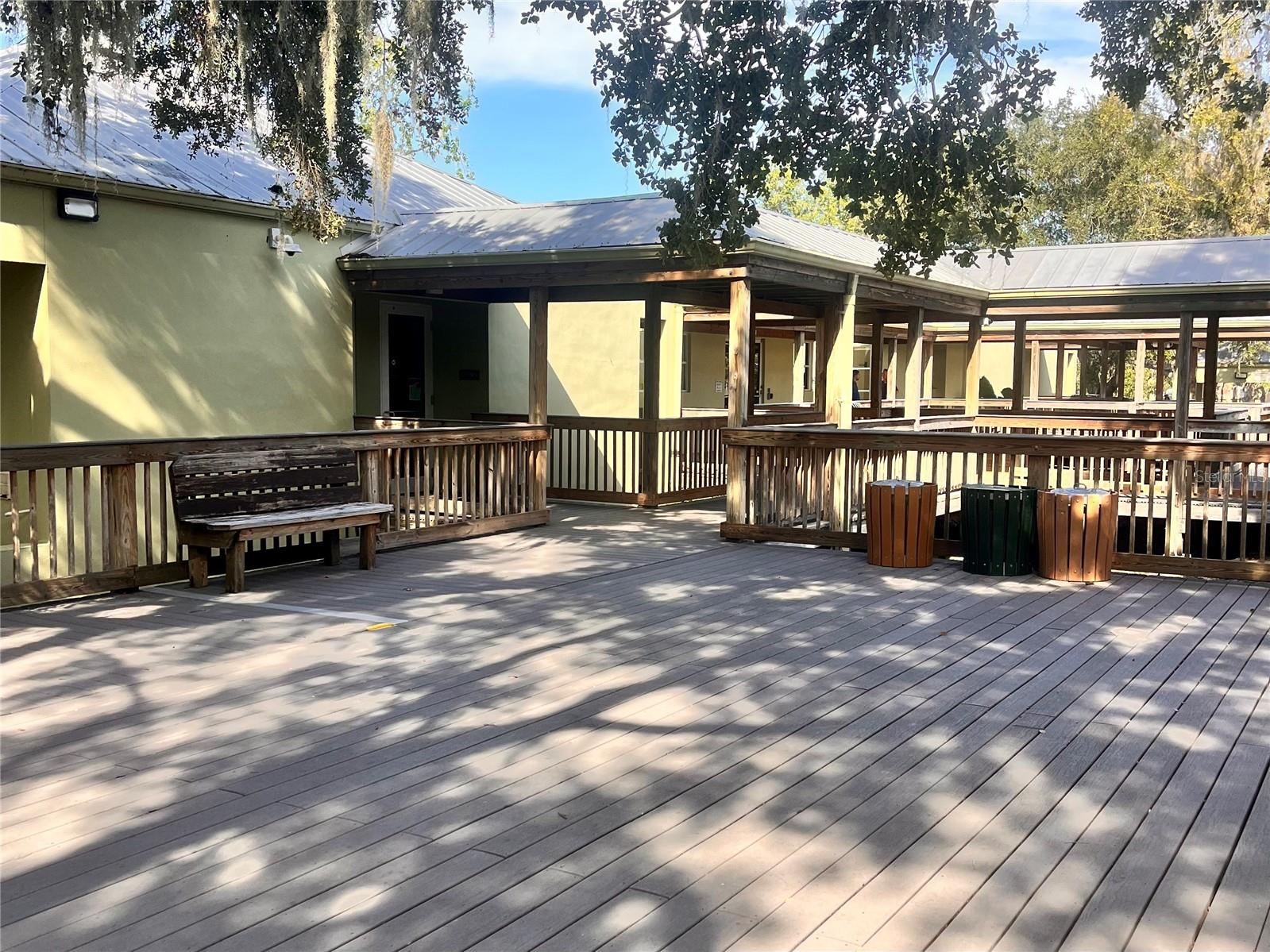 OAKS VISTAS - Residential