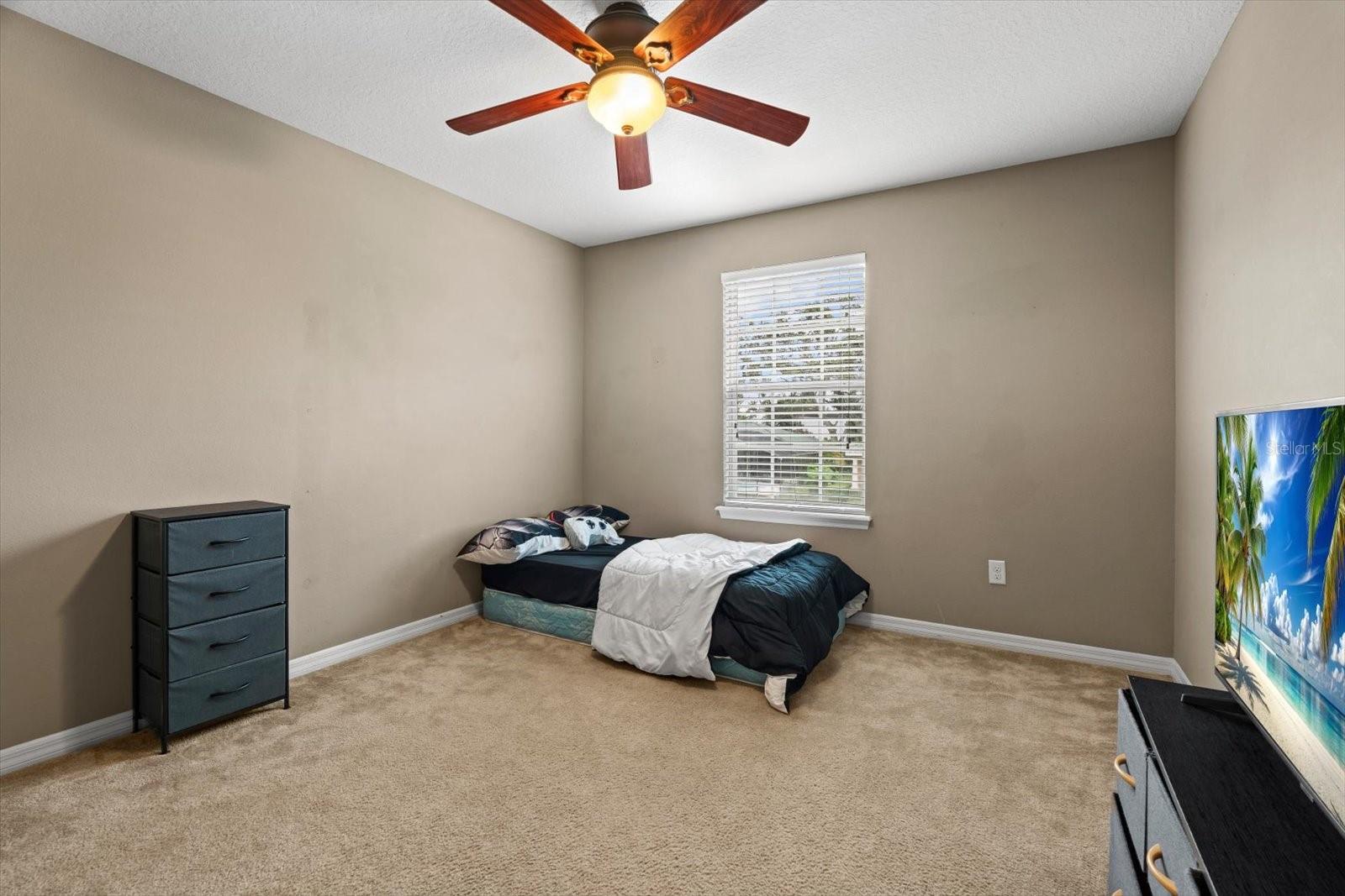 OAKS VISTAS - Residential