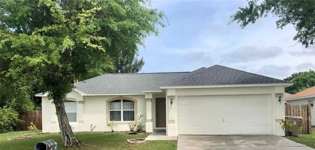 Photo of 205 Churchill Court, Kissimmee, FL 34758 (MLS # S5146690)