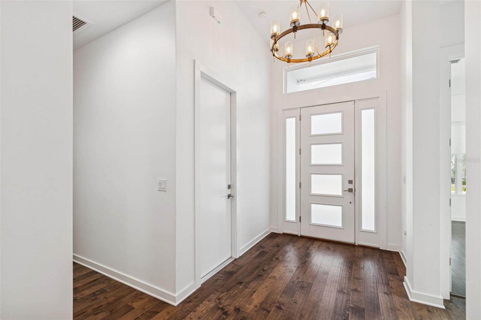 CRESCENT PARK - Residential Lease