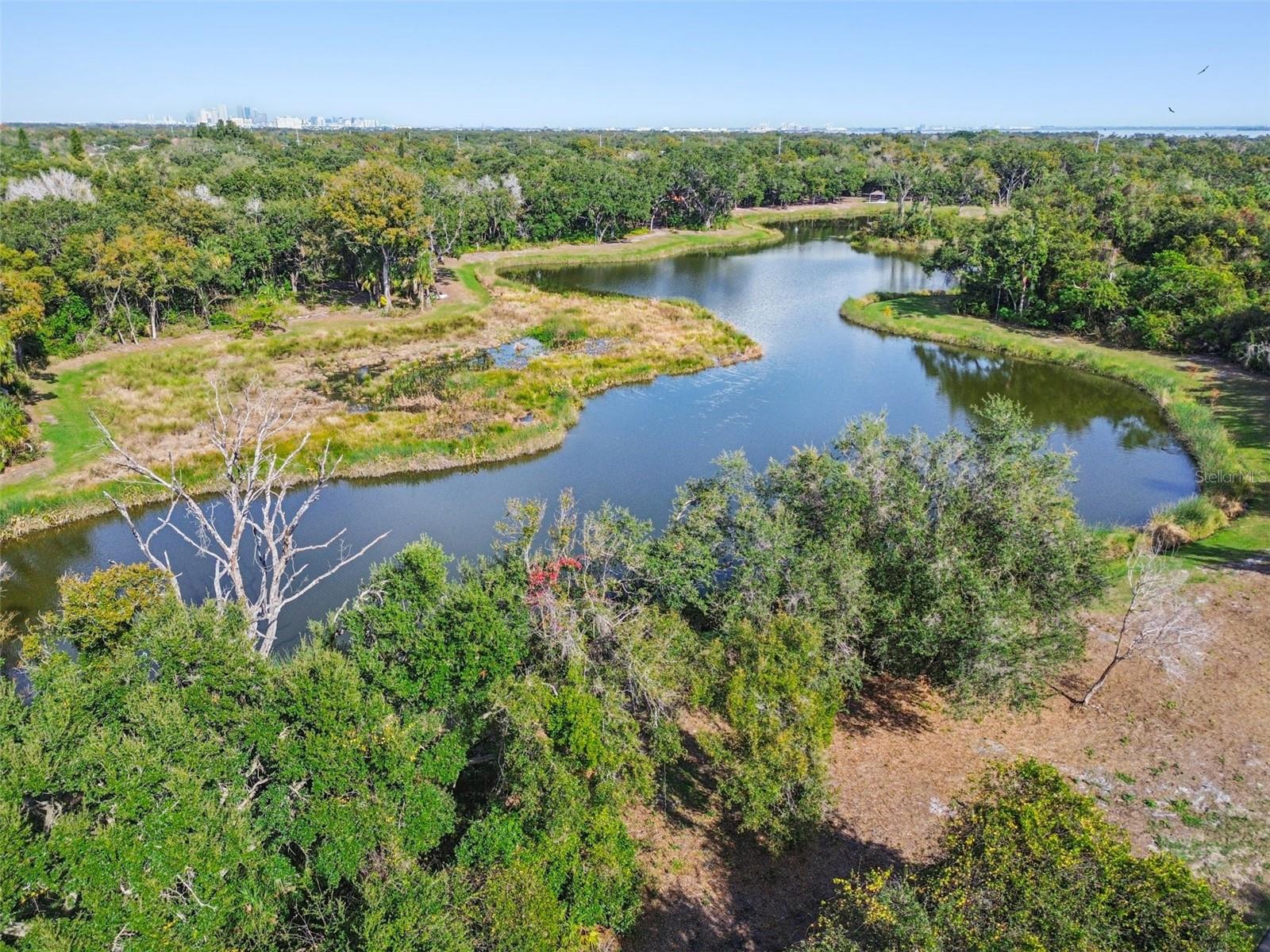 CRESCENT PARK - Residential Lease