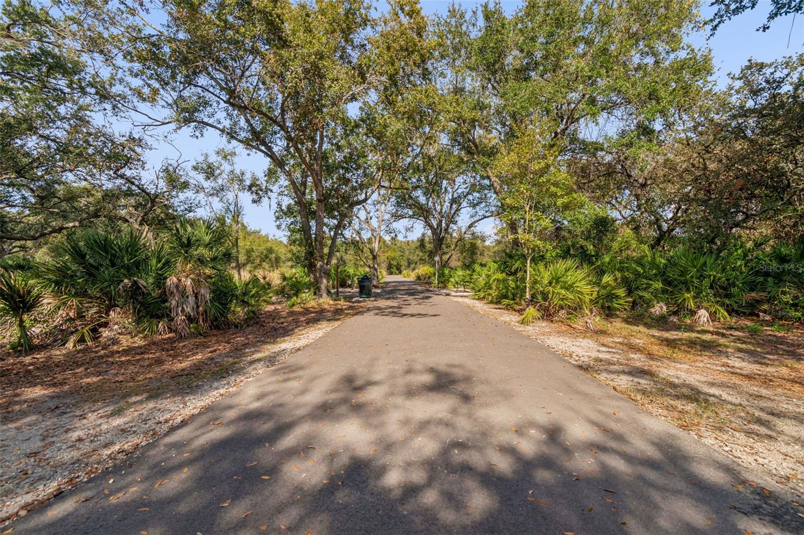 CRESCENT PARK - Residential Lease