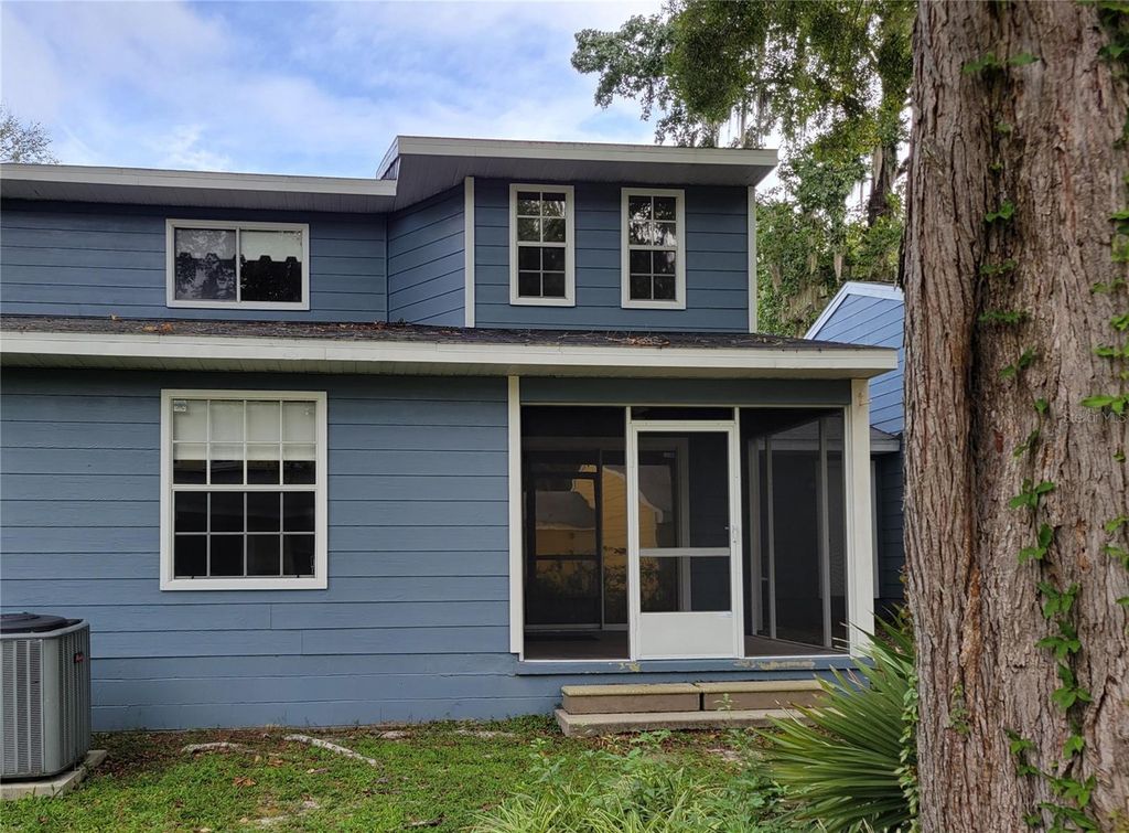 Photo of 415 NW 50th Boulevard #415, Gainesville, FL 32607 (MLS # GC534492)