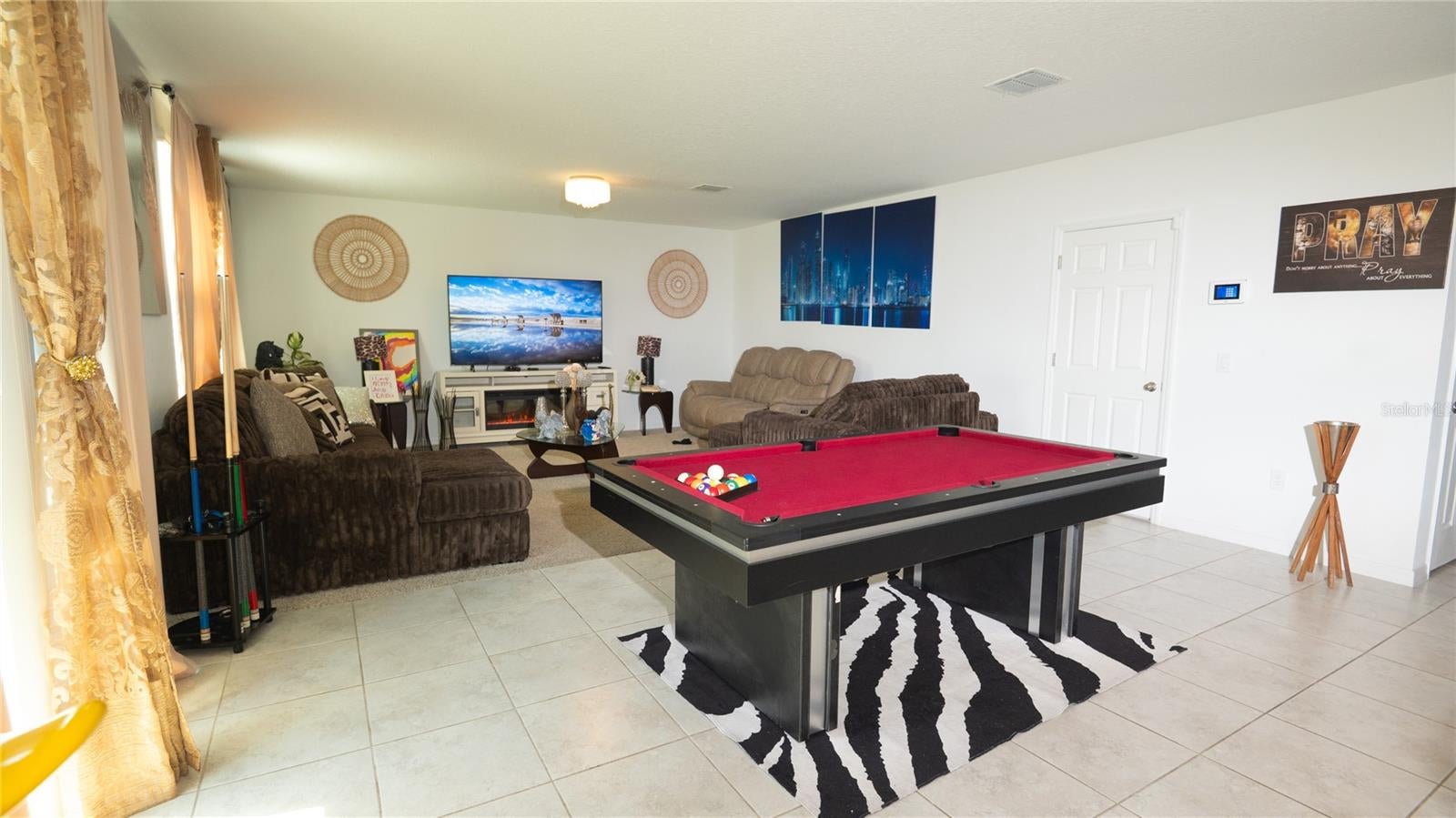 3198 VICEROY COURT