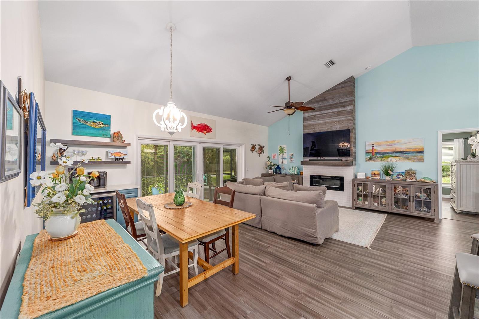 BLACK DIAMOND RANCH - Residential