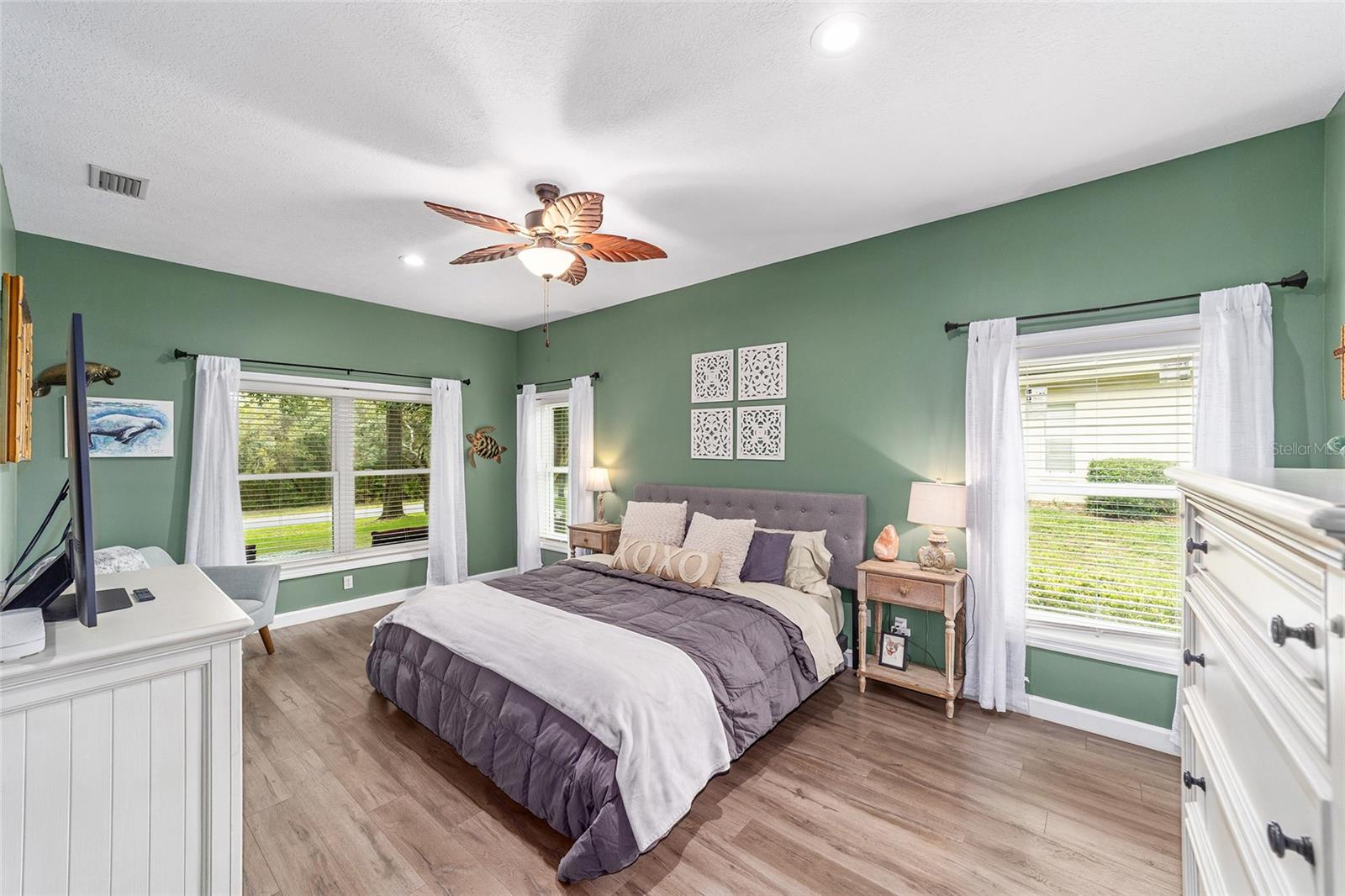 BLACK DIAMOND RANCH - Residential