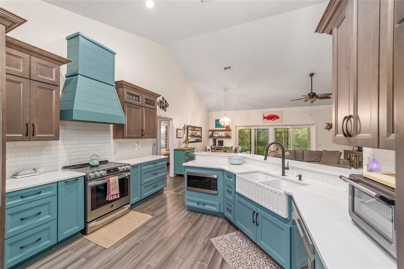 BLACK DIAMOND RANCH - Residential