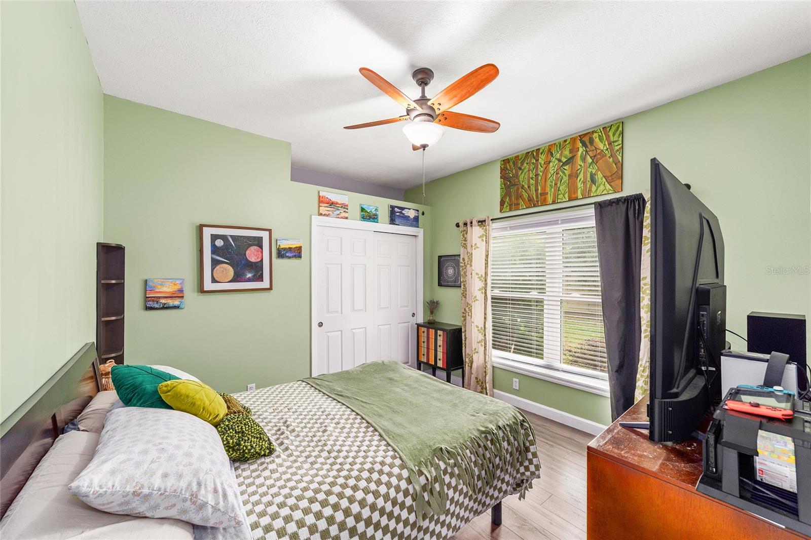 BLACK DIAMOND RANCH - Residential