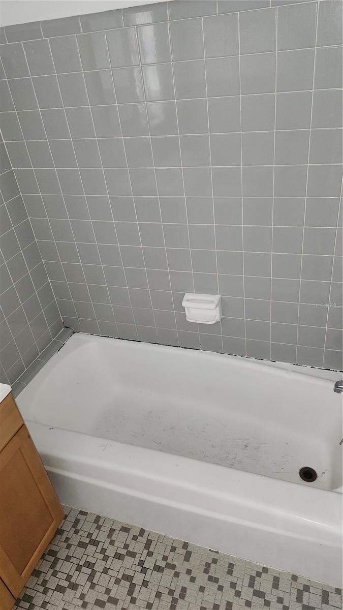 DELTONA LAKES UNIT 30 - Residential