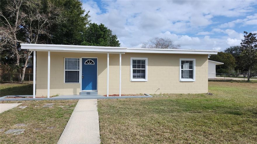 Don’t miss out on this beautiful move in ready 2 Bedrooms, 1 Bathroom located on a corner lot.  ALL TILE FLOORING, No HOA, and a FENCED YARD. Close to I-4 for commutes, beaches,  living, and relaxation!  All information deemed accurate, but prospective buyers to verify. This house is a must see.