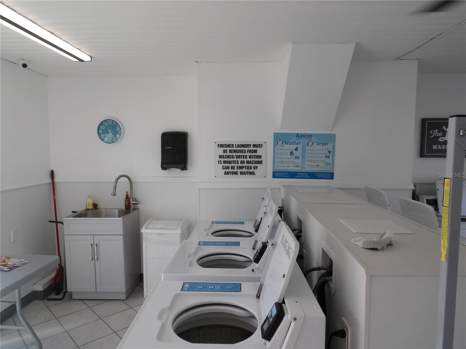 GREEN DOLPHIN PARK CONDO - Residential