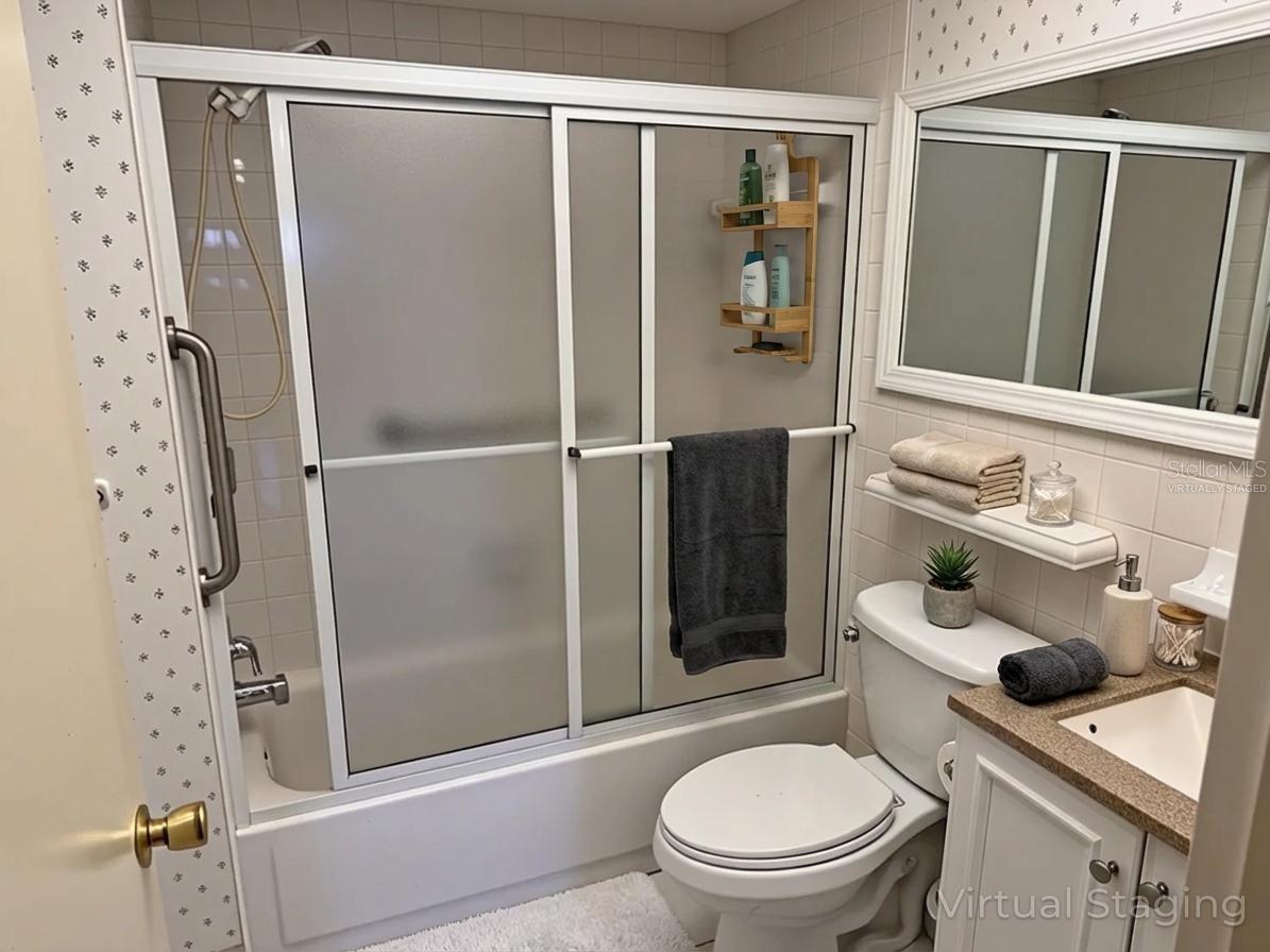 GREEN DOLPHIN PARK CONDO - Residential