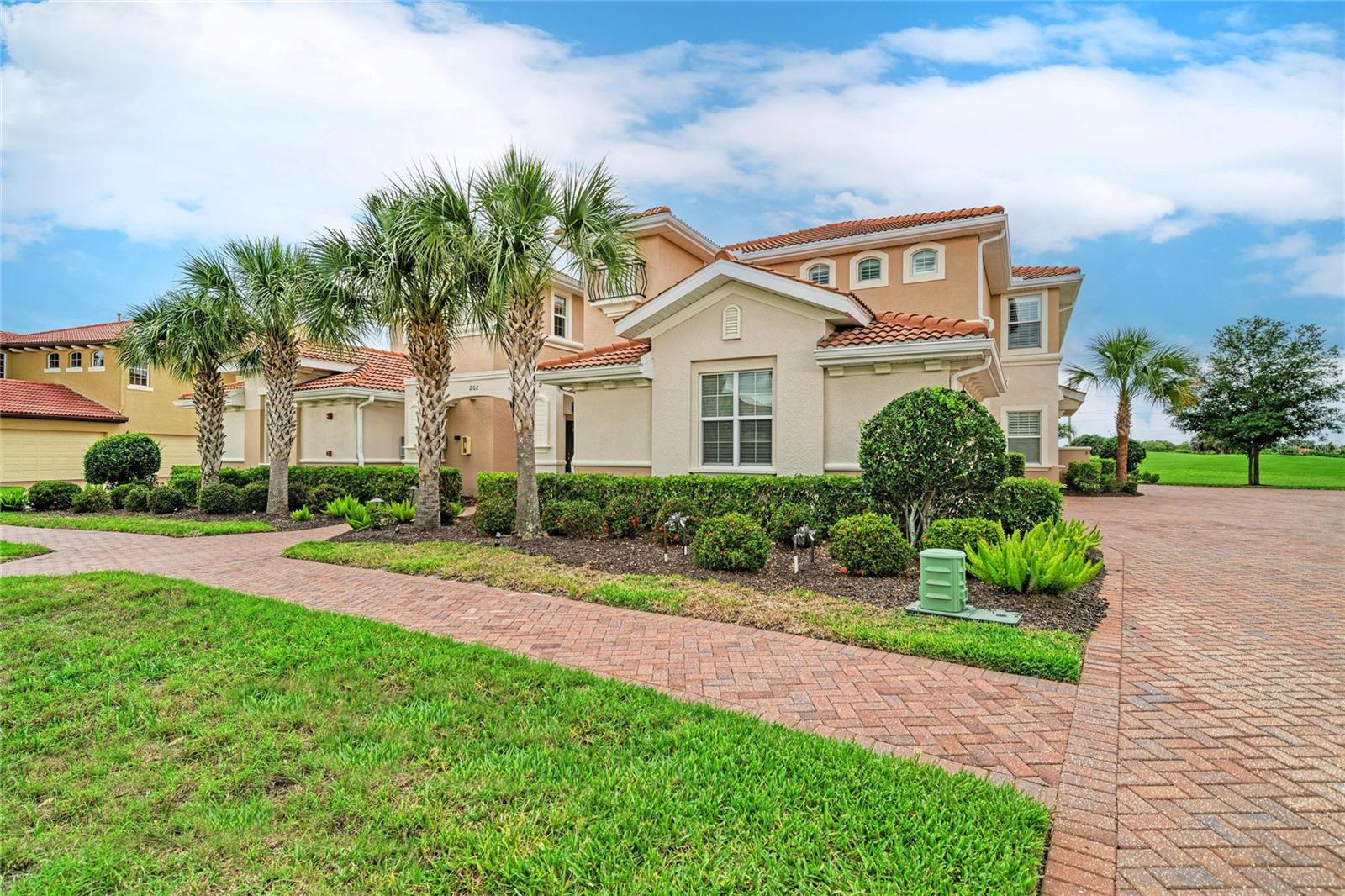 202 BELLA VISTA TERRACE 28D