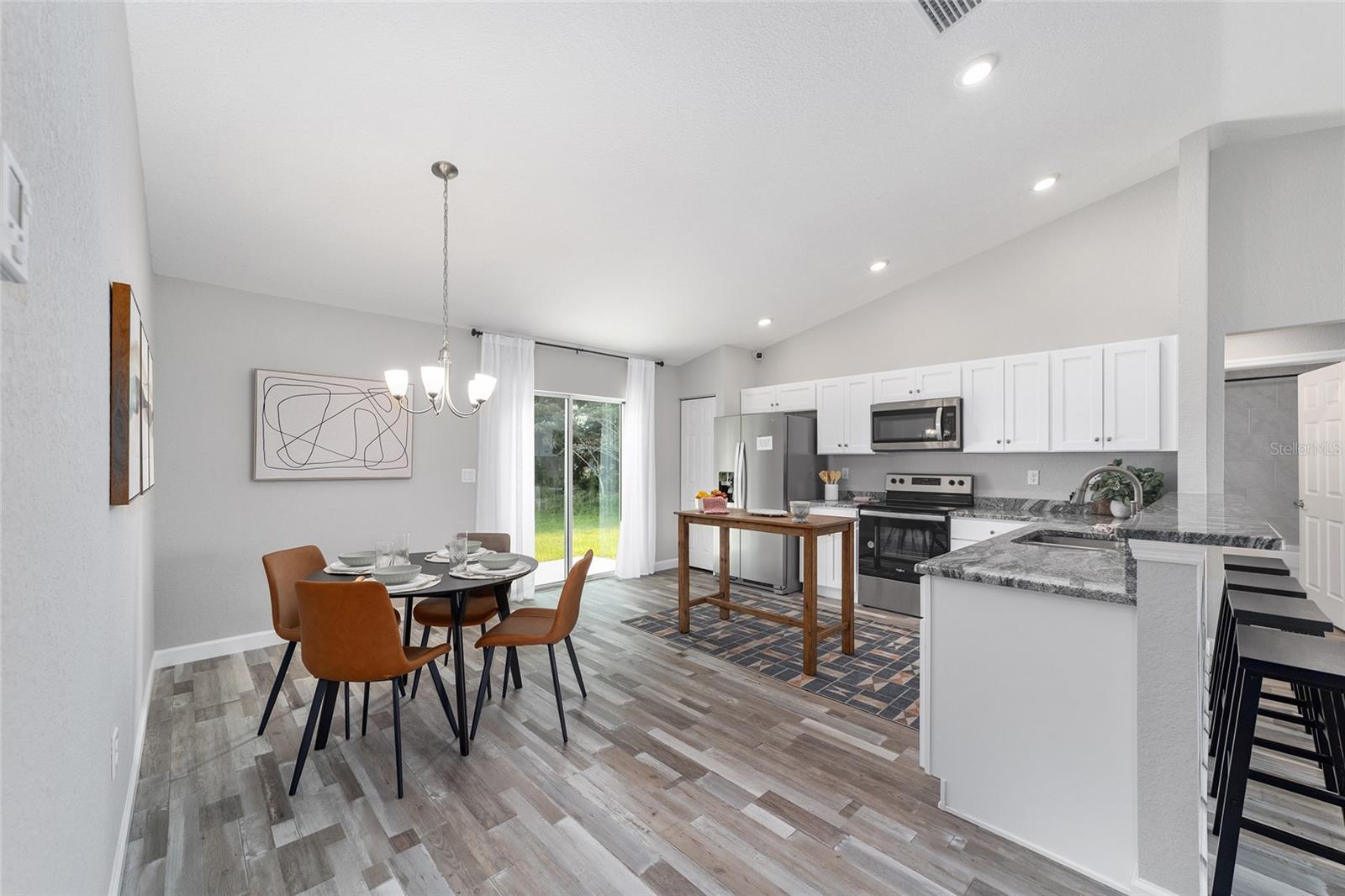 SILVER SPGS SHORES UN 17 - Residential