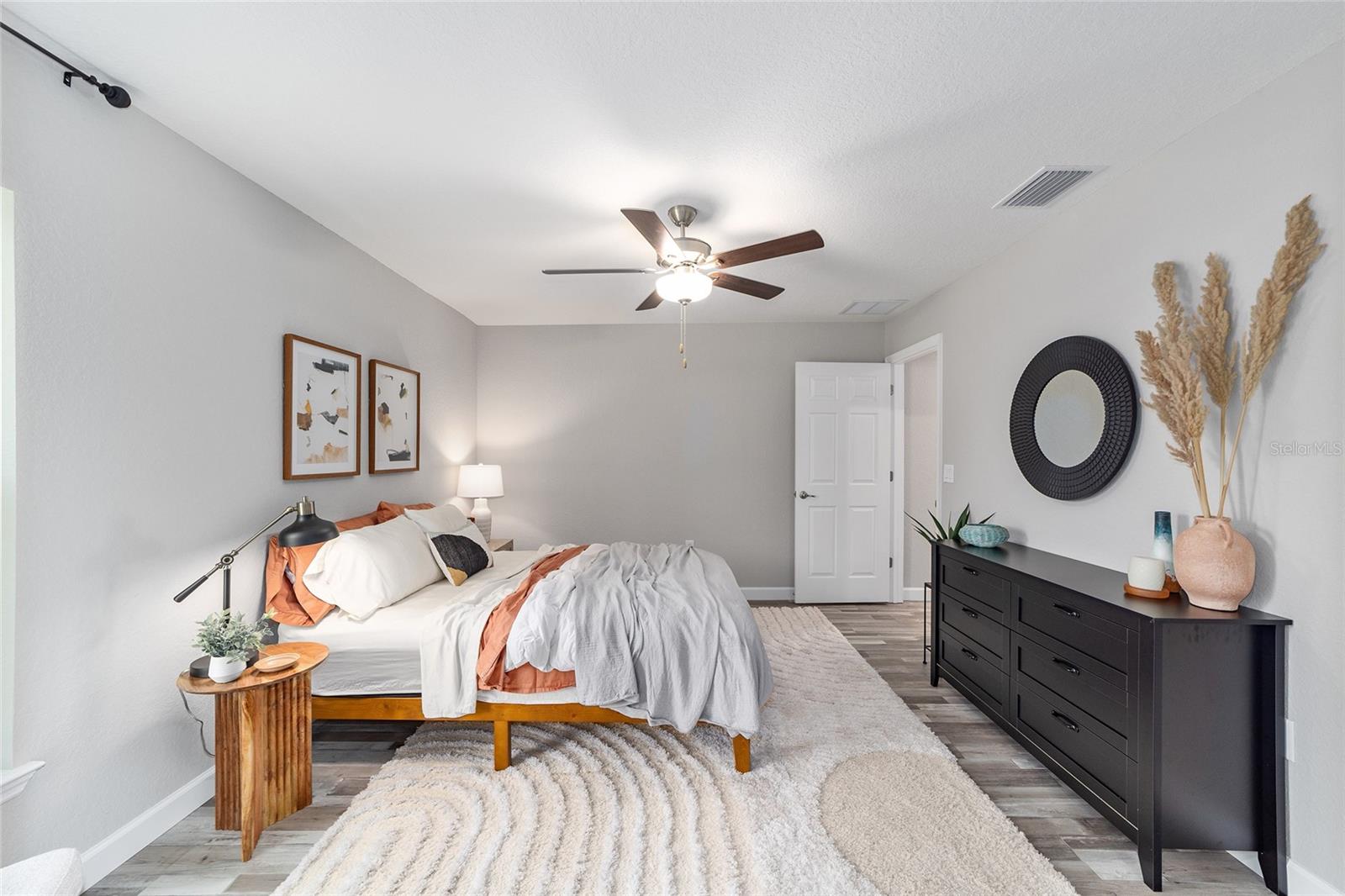 SILVER SPGS SHORES UN 17 - Residential