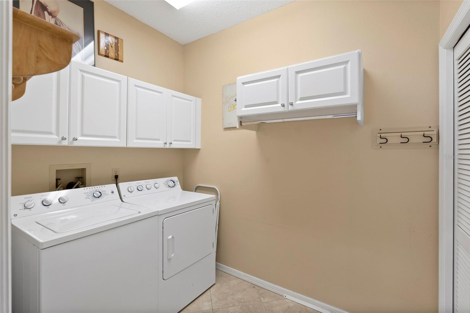 CRESCENT OAKS COUNTRY CLUB PH 1 - Residential