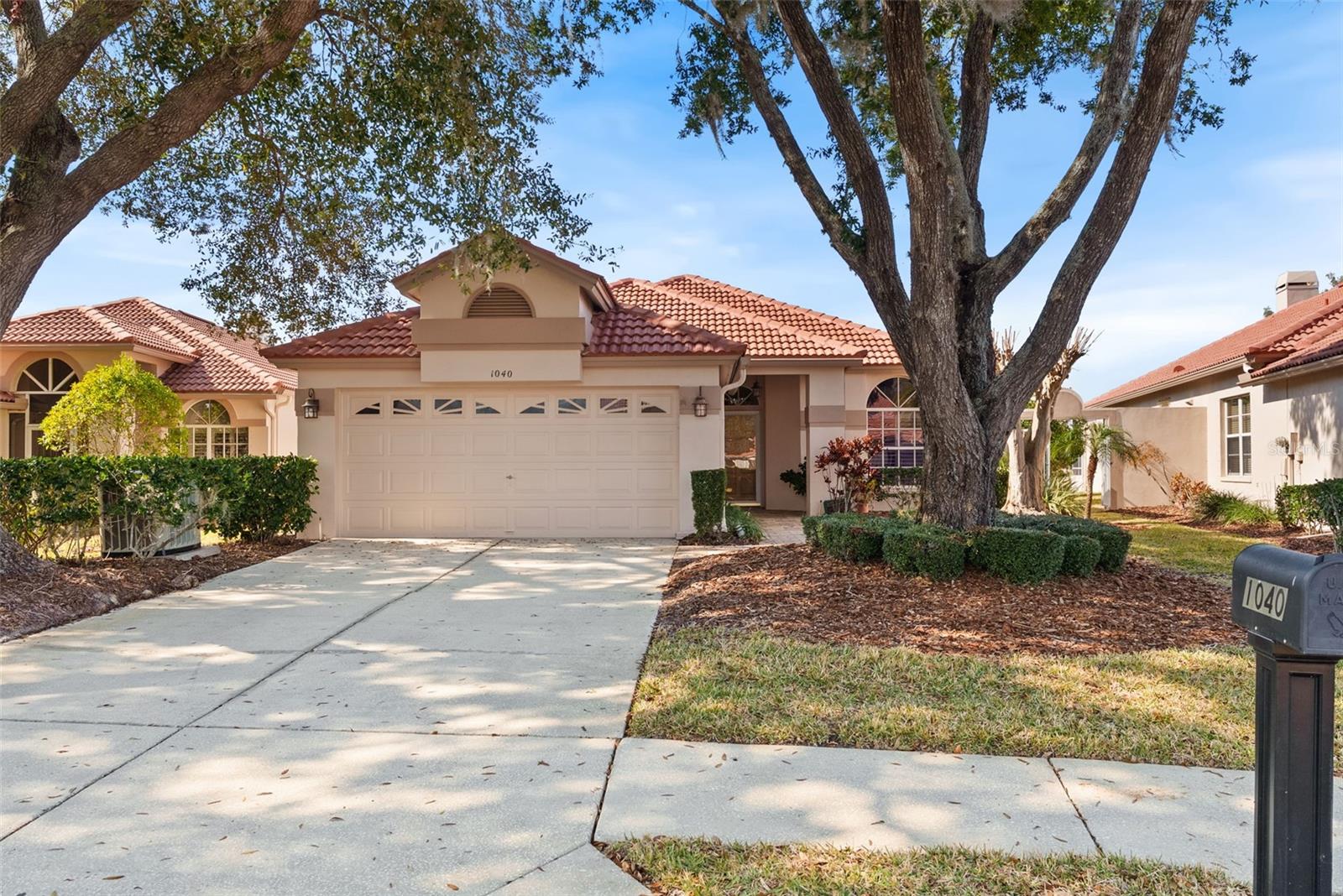 CRESCENT OAKS COUNTRY CLUB PH 1 - Residential