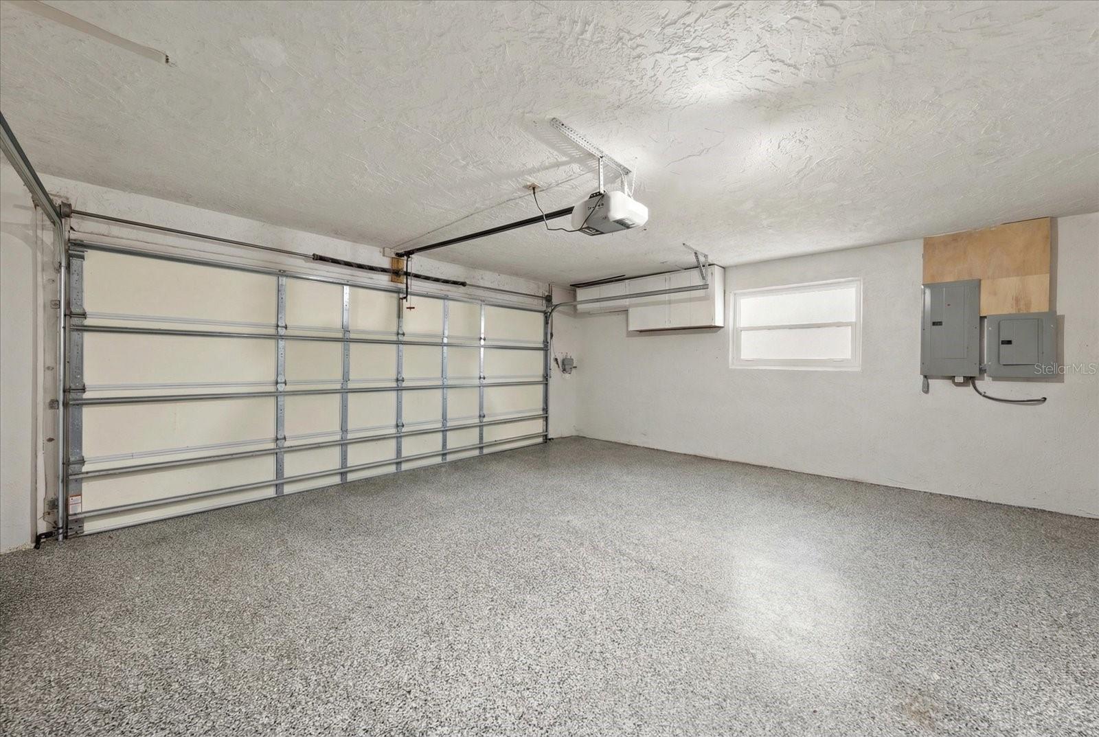 SEMINOLE LAKE GOLF & COUNTRY CLUB ESTATES LAKESIDE - Residential