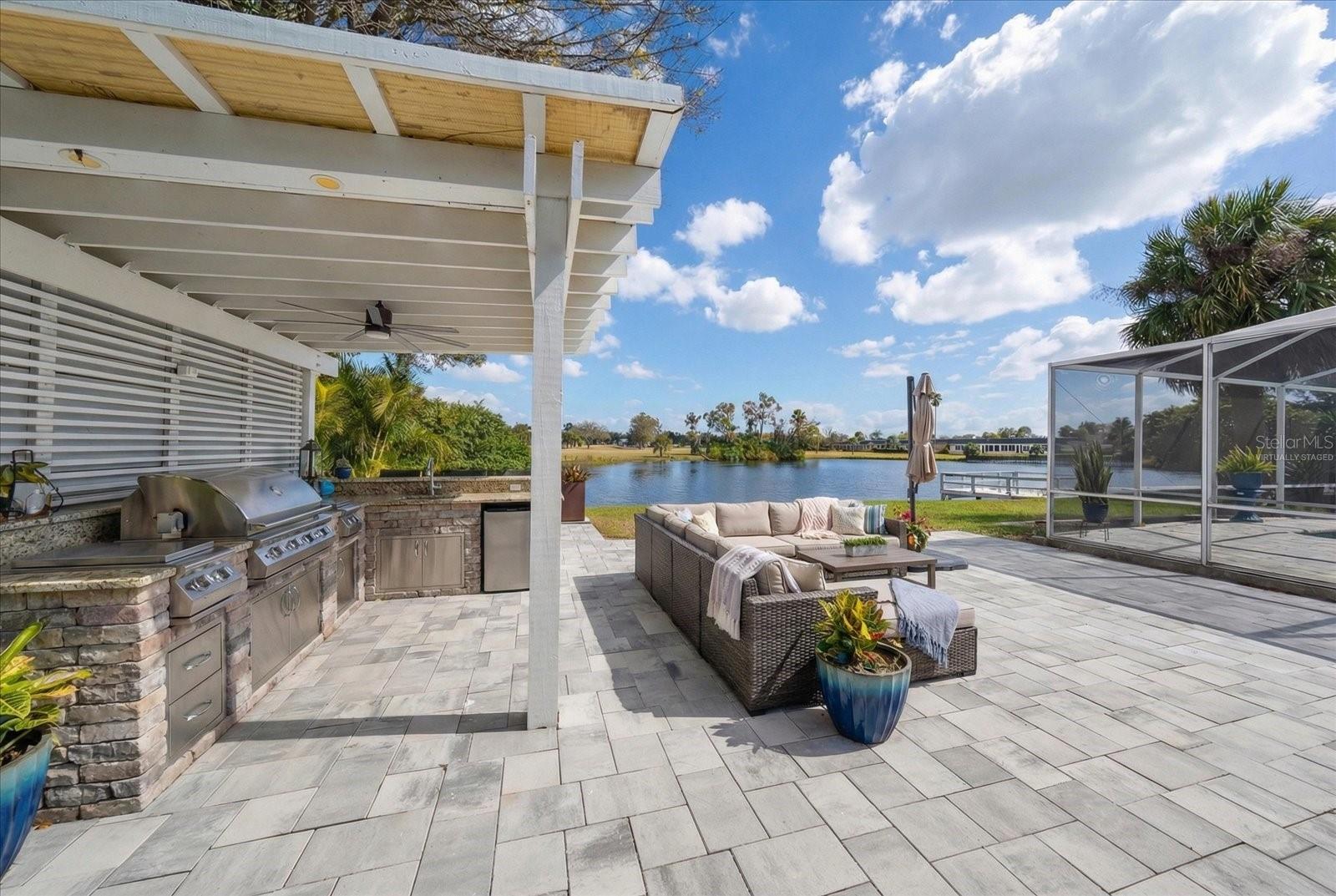 SEMINOLE LAKE GOLF & COUNTRY CLUB ESTATES LAKESIDE - Residential