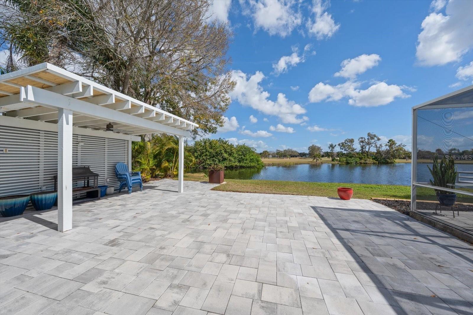 SEMINOLE LAKE GOLF & COUNTRY CLUB ESTATES LAKESIDE - Residential